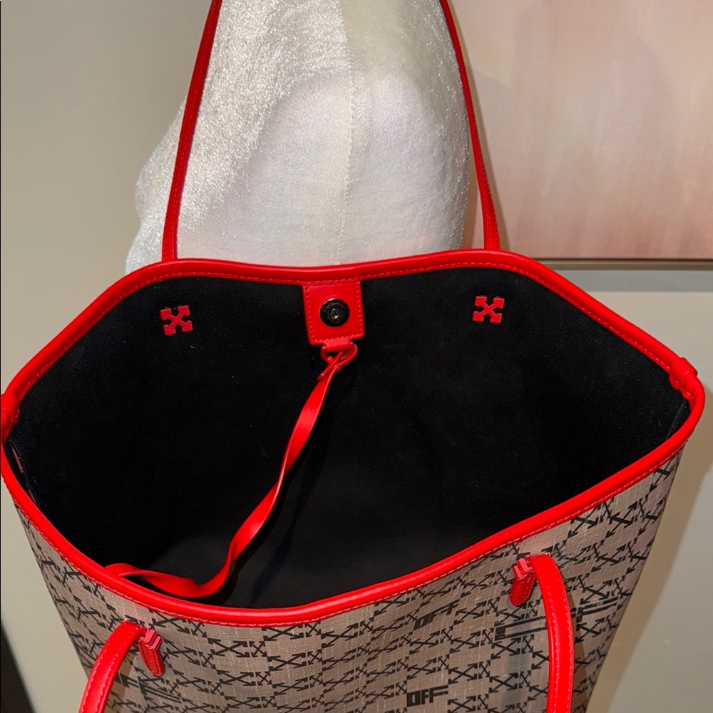 Designer Tote OFF WHITE Bag with Red Accents - Picture 6 of 11